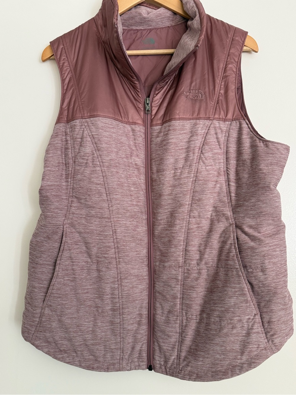 The North Face Women's Quilted Vest in mauve Heather with Dark Taupe Yoke